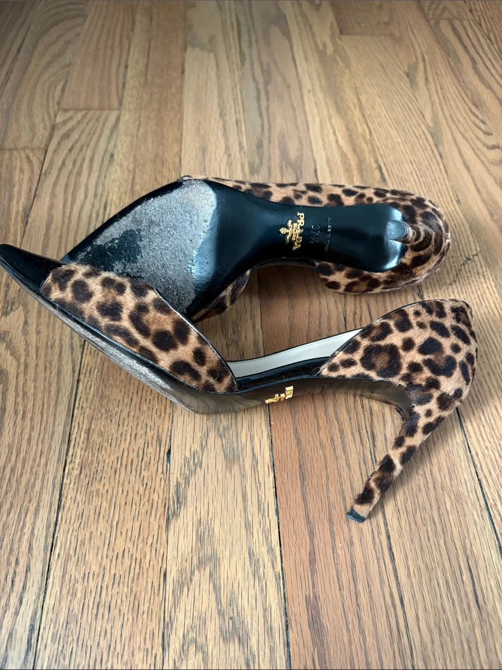 Prada upper classic designer